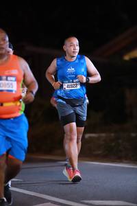 BIB: 0855, 41922
                            <button type="button" onclick="openModal(20371631)" class="btn btn-primary btn-sm float-right btn-popup" data-toggle="modal" data-target=".modal-high-quality">
                        <i class="fas fa-shopping-cart"></i> Add to Cart
                    </button>
                                            <button type="button" onclick="isThisMe(20371631, true)" class="btn btn-success btn-sm float-right btn-popup btn-isme hidden" data-toggle="tooltip" data-placement="bottom" title="นี่คือรูปของคุณใช่ไหม คลิกที่นี่เพื่อเอาเข้าอัลบั้ม">
                        <i class="fas fa-plus"></i> Add to album
                    </button>
                    <button type="button" onclick="isThisMe(20371631, false)" class="btn btn-warning btn-sm float-right btn-popup btn-isnotme hidden">
                        <i class="fas fa-ban"></i> Remove from album
                    </button>